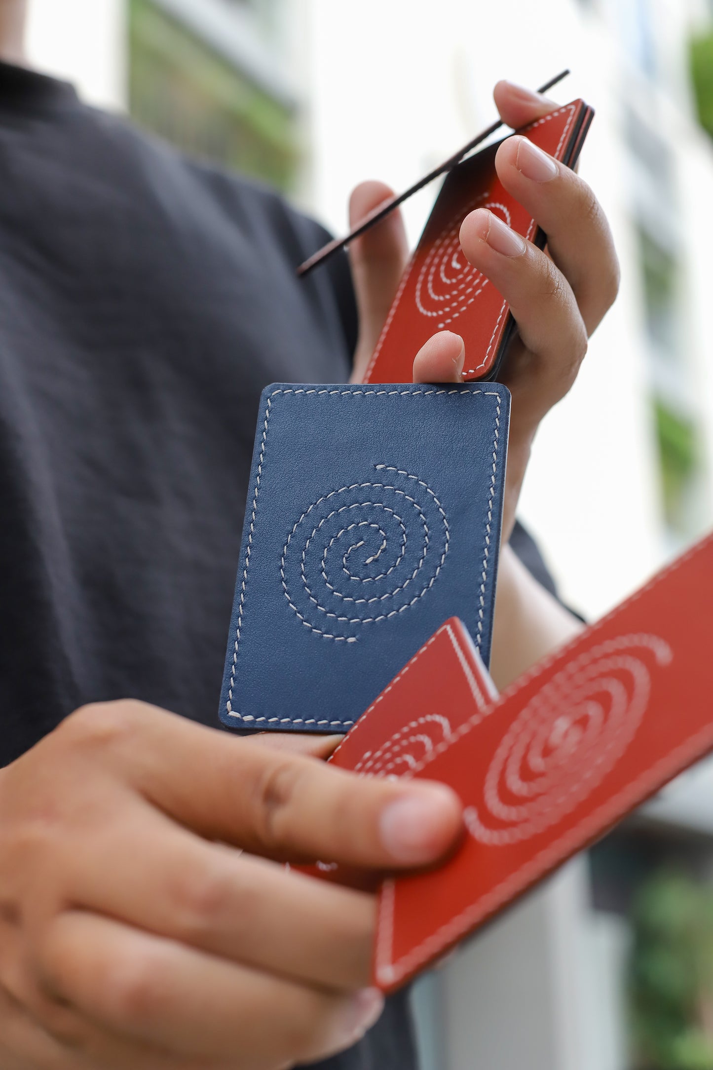 Leather Packet Trainer - Spiral Stitched