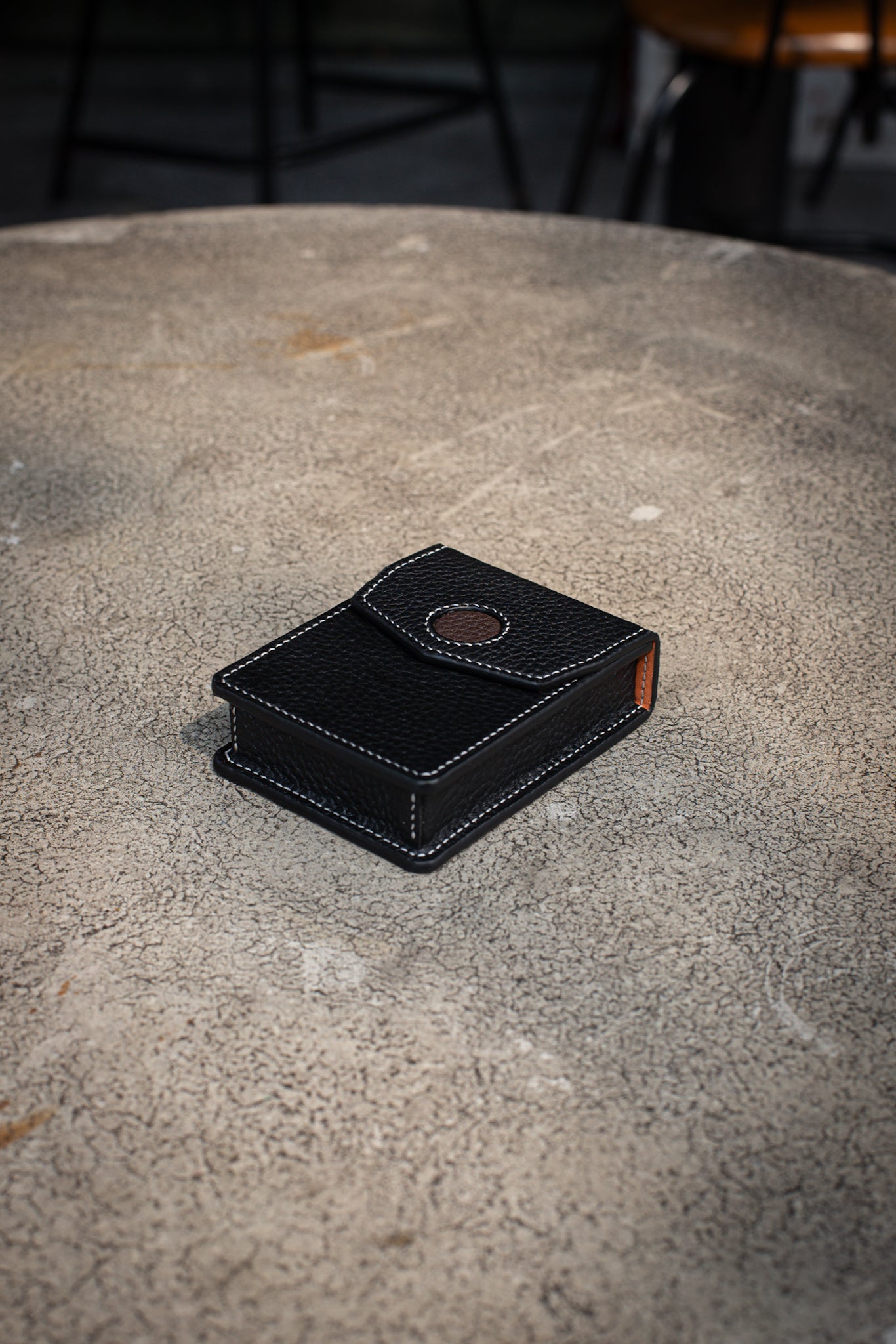 THE VERO -Togo Leather Deck Holder