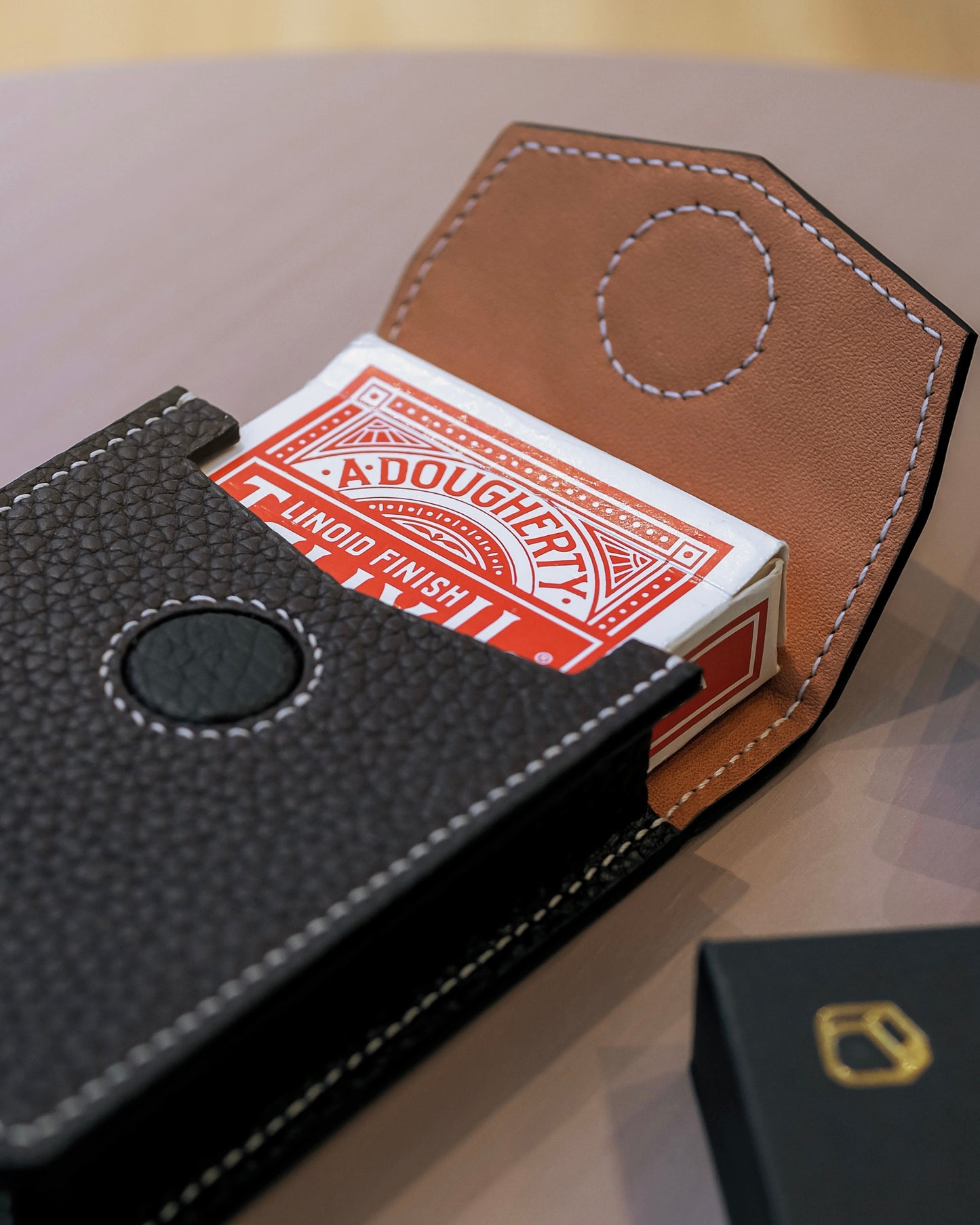 THE VERO -Togo Leather Deck Holder